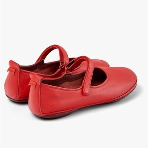 Camper Women's Fashion X-Strap Sandal